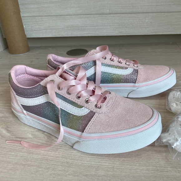 Vans- Pink Suede Ombre low top athletic shoe girl size 1 - Picture 5 of 6